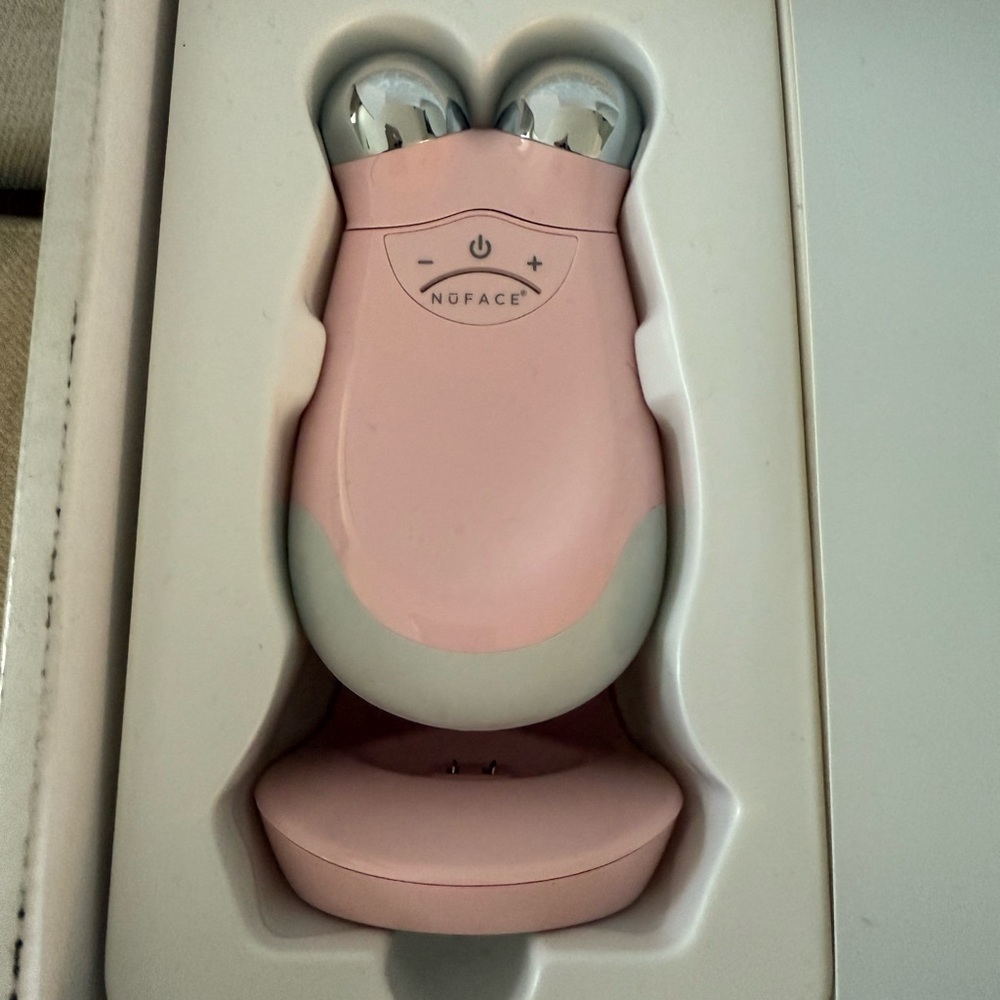 NuFACE Trinity Pro Facial Toning Device